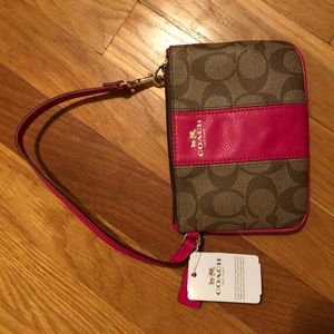 NWT Coach Khaki Pink-Ruby Wristlet